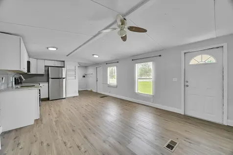 585 NW Avenue D Moore Haven FL 33471