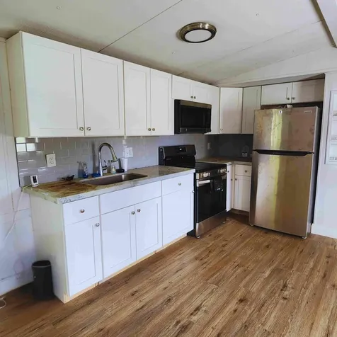585 NW Avenue D Moore Haven FL 33471
