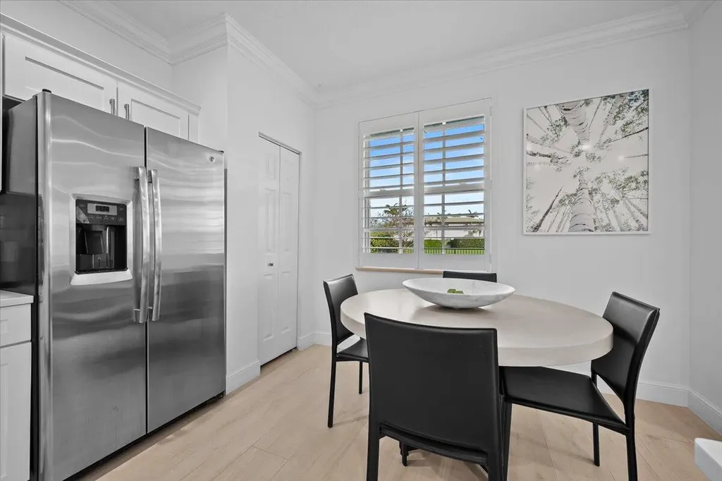 653 Castle Drive Palm Beach Gardens FL 33410