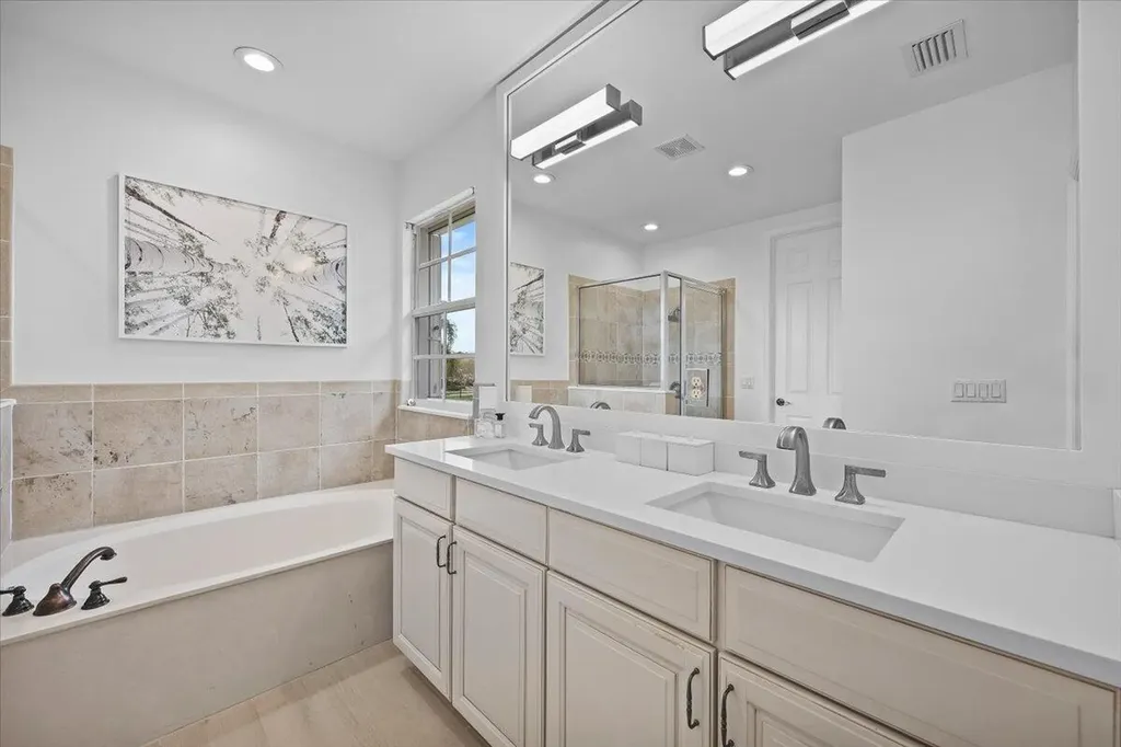 653 Castle Drive Palm Beach Gardens FL 33410