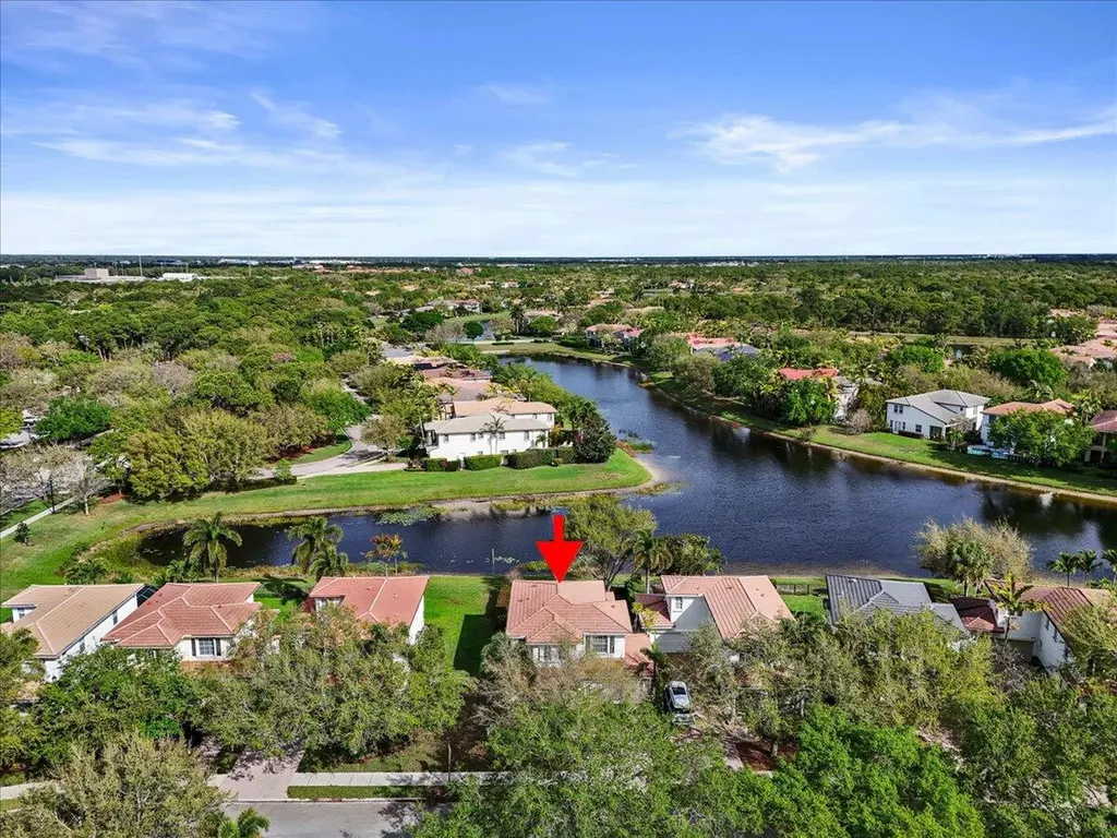 653 Castle Drive Palm Beach Gardens FL 33410
