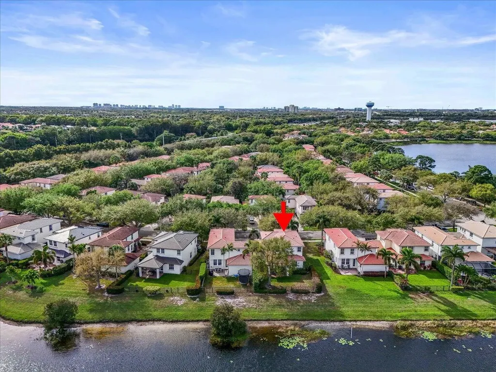 653 Castle Drive Palm Beach Gardens FL 33410