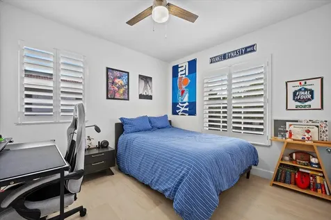 653 Castle Drive Palm Beach Gardens FL 33410