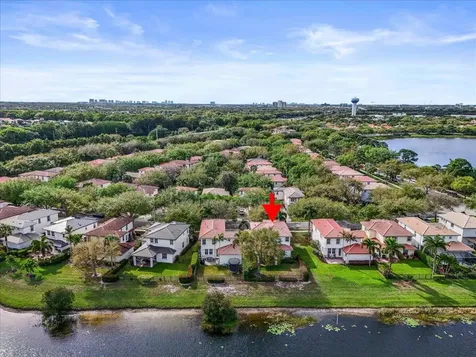 653 Castle Drive Palm Beach Gardens FL 33410