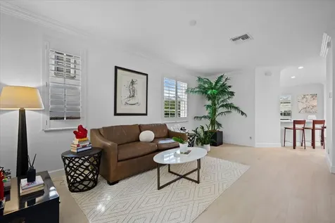 653 Castle Drive Palm Beach Gardens FL 33410
