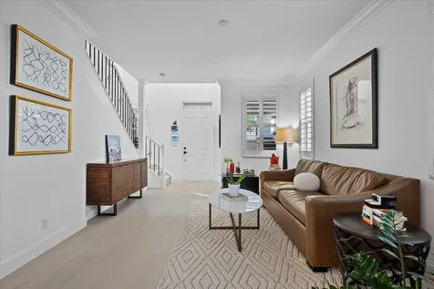 653 Castle Drive Palm Beach Gardens FL 33410
