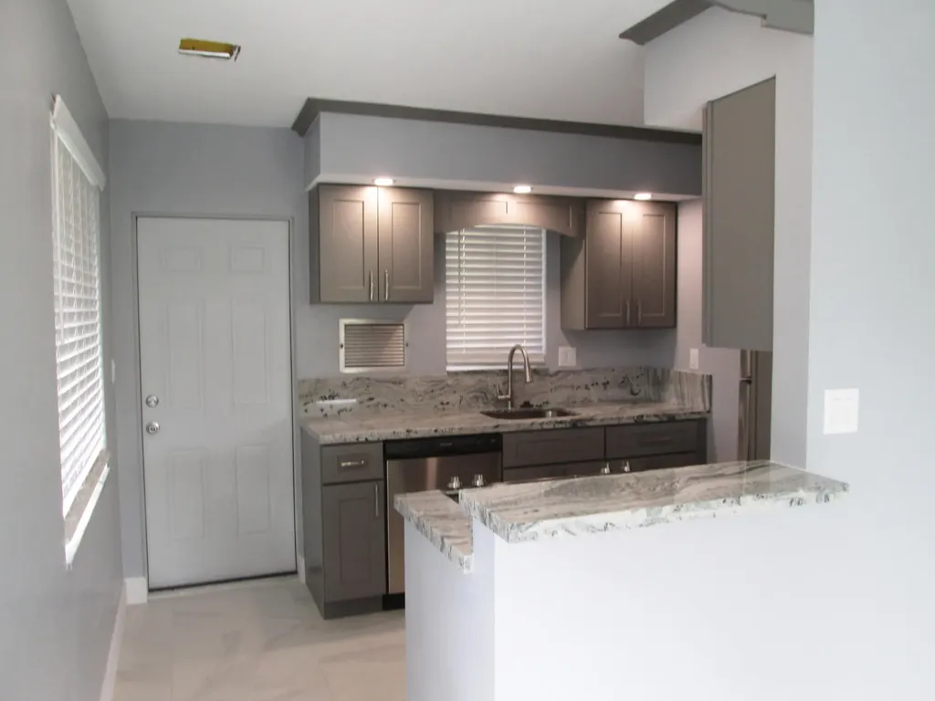1911 NE 27th Court Lighthouse Point FL 33064