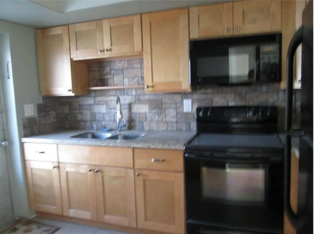 1911 NE 27th Court Lighthouse Point FL 33064