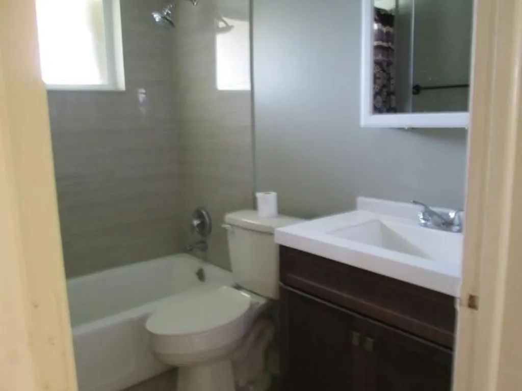 1911 NE 27th Court Lighthouse Point FL 33064