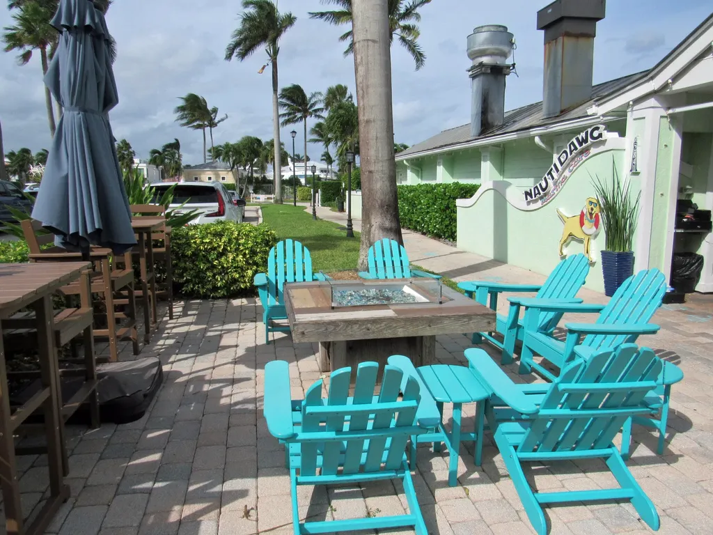 1911 NE 27th Court Lighthouse Point FL 33064