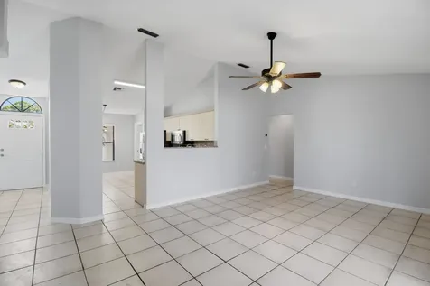 183 SW Hide Place Port St Lucie FL 34953