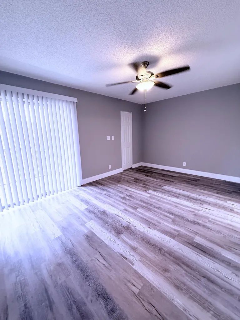 700 Village Green Court Palm Springs FL 33461