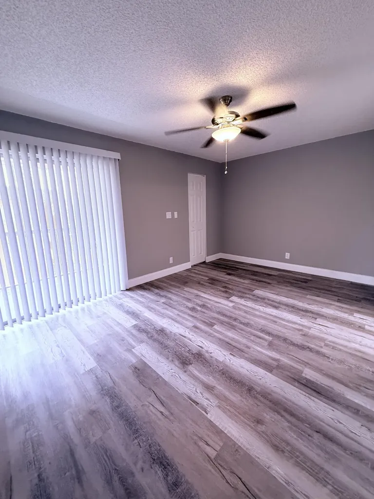 700 Village Green Court Palm Springs FL 33461