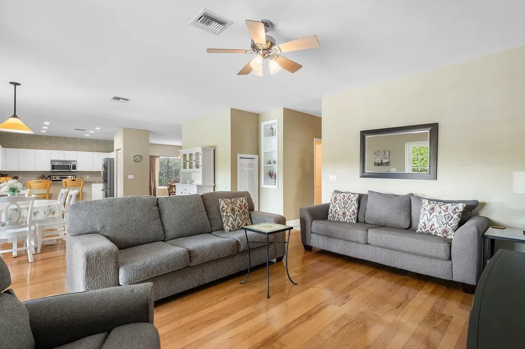 11842 Island Lakes Lane Boca Raton FL 33498