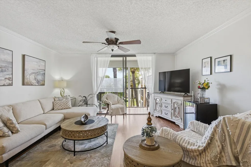 5370 Las Verdes Circle Delray Beach FL 33484