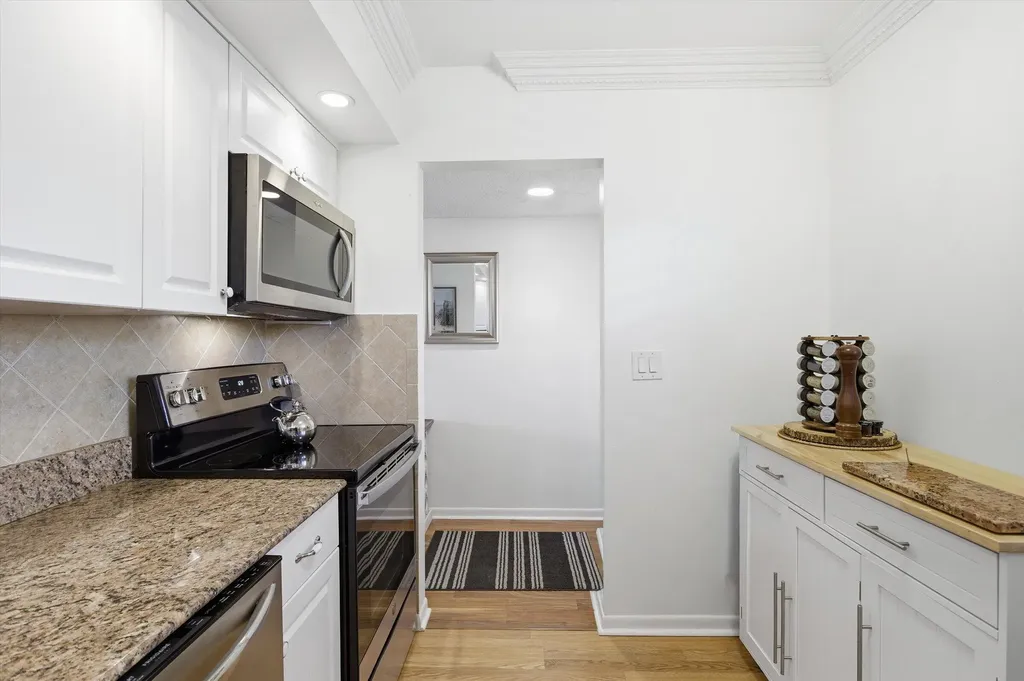 5370 Las Verdes Circle Delray Beach FL 33484