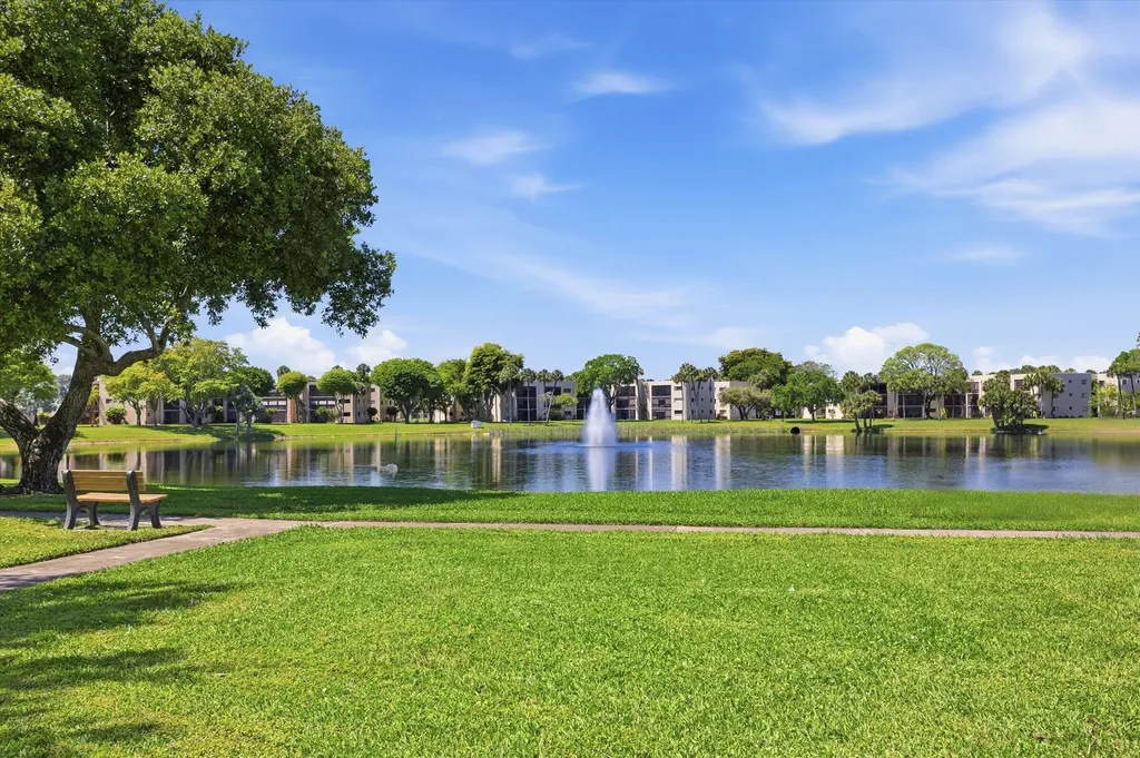 5370 Las Verdes Circle Delray Beach FL 33484