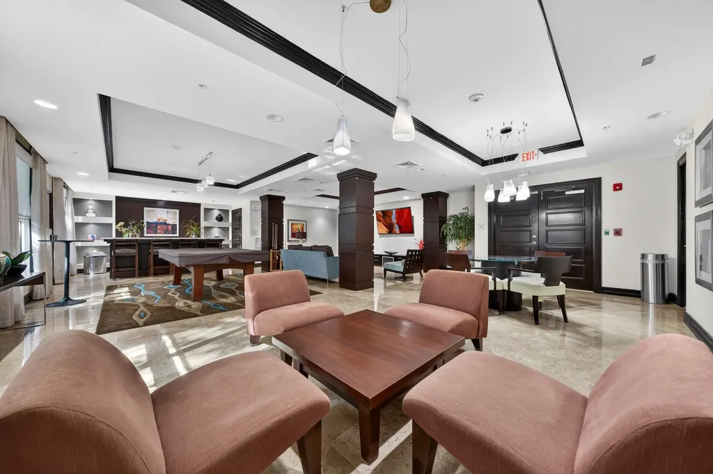 2401 NE 65th Street Fort Lauderdale FL 33308