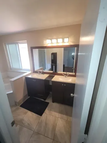 8448 NW 196th Terrace Hialeah FL 33015