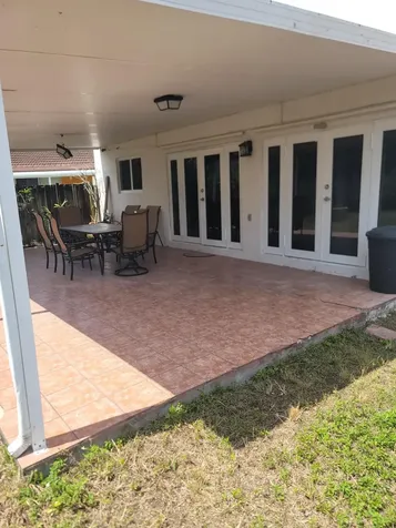 8448 NW 196th Terrace Hialeah FL 33015