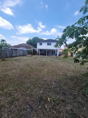 8448 NW 196th Terrace Hialeah FL 33015