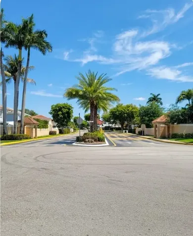 8448 NW 196th Terrace Hialeah FL 33015