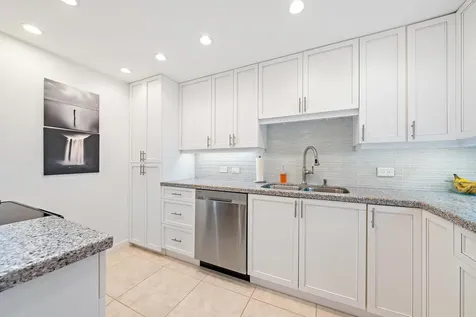 5420 N Ocean Drive Riviera Beach FL 33404