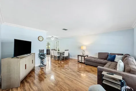 1110 SW 9th Avenue Boca Raton FL 33486