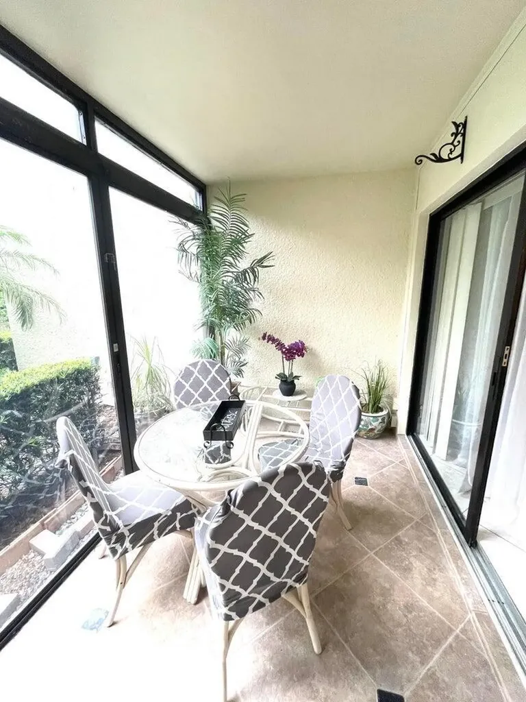 1714 Consulate Place West Palm Beach FL 33401