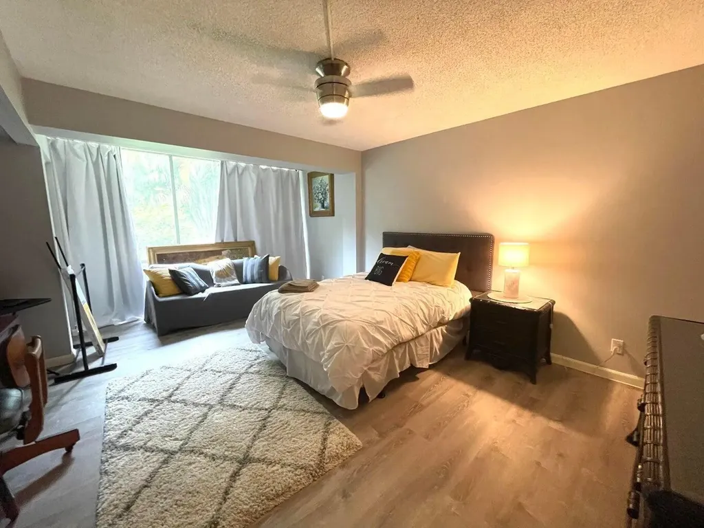 1714 Consulate Place West Palm Beach FL 33401