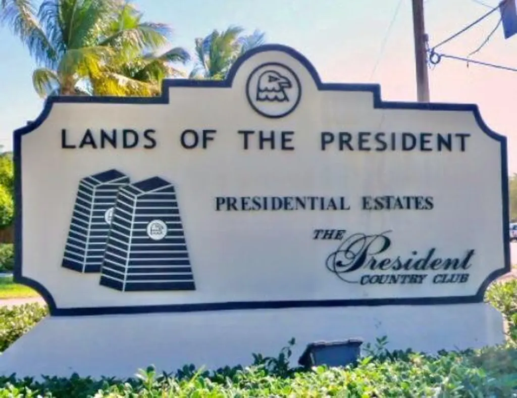 1714 Consulate Place West Palm Beach FL 33401