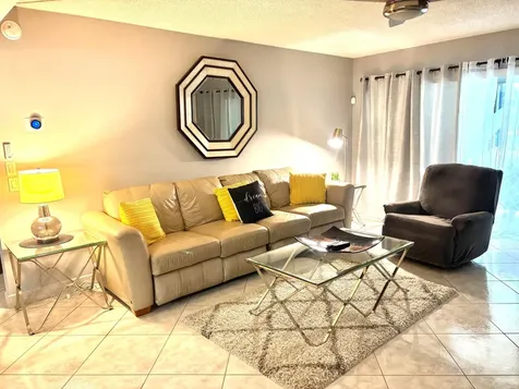 1714 Consulate Place West Palm Beach FL 33401