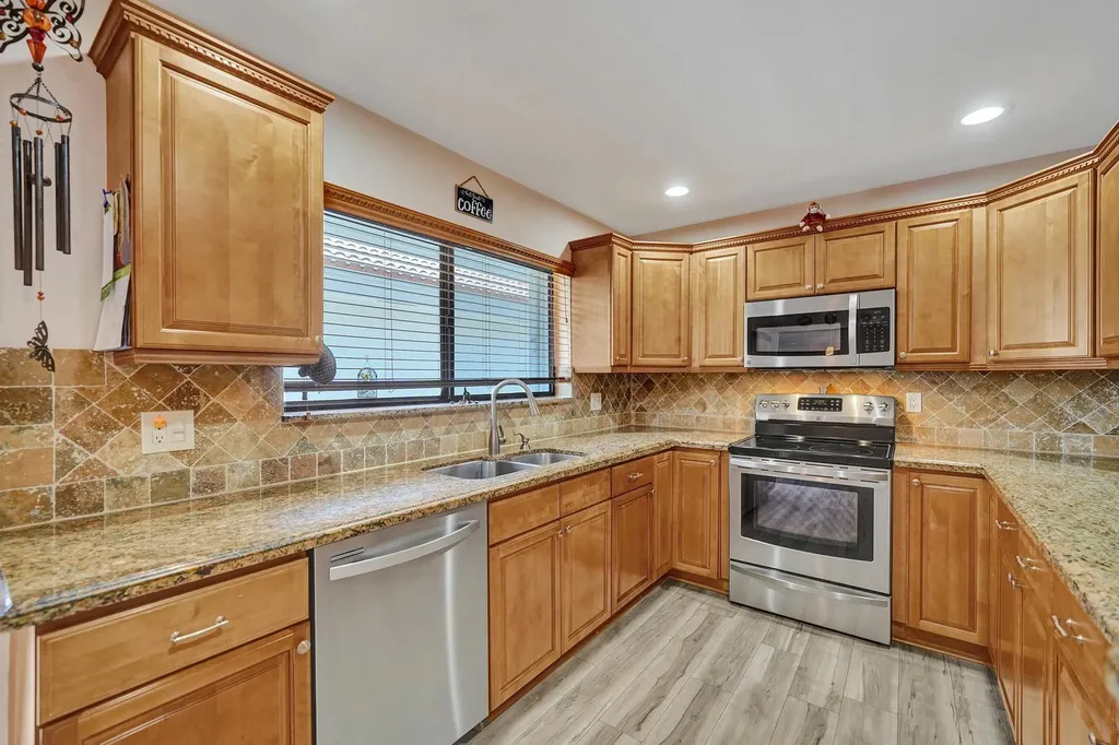 9355 NW 18th Drive Plantation FL 33322