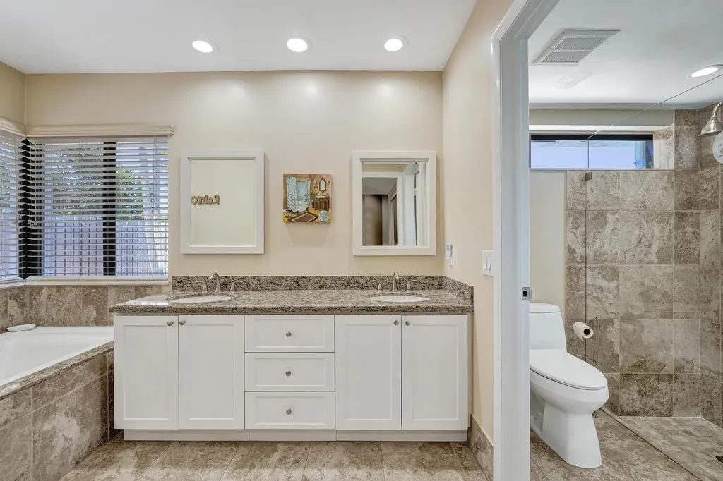 9355 NW 18th Drive Plantation FL 33322