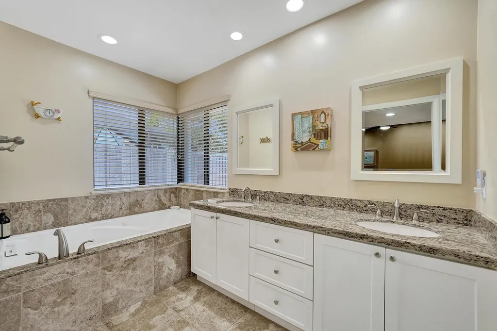 9355 NW 18th Drive Plantation FL 33322