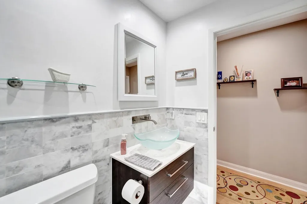 9355 NW 18th Drive Plantation FL 33322
