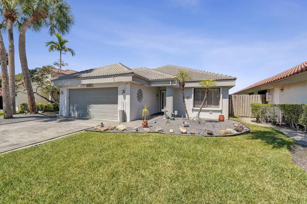 9355 NW 18th Drive Plantation FL 33322