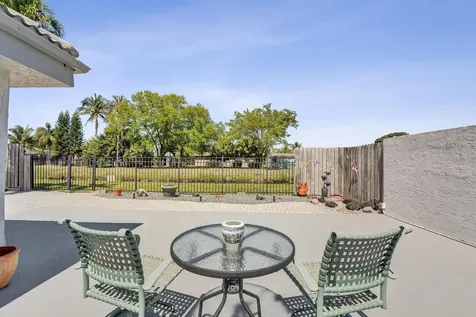 9355 NW 18th Drive Plantation FL 33322
