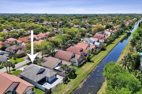 9355 NW 18th Drive Plantation FL 33322