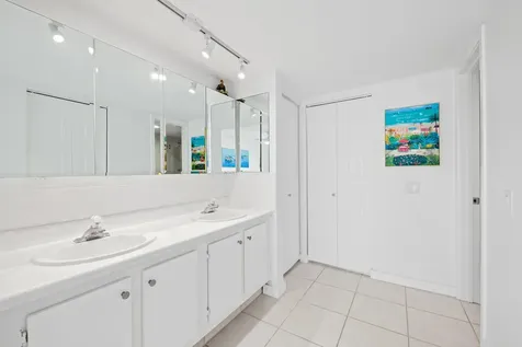 1010 S Ocean Boulevard Pompano Beach FL 33062