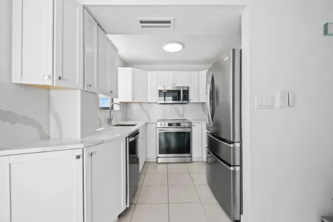 1010 S Ocean Boulevard Pompano Beach FL 33062