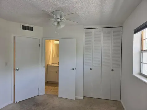 3400 NW 48th Avenue Lauderdale Lakes FL 33319
