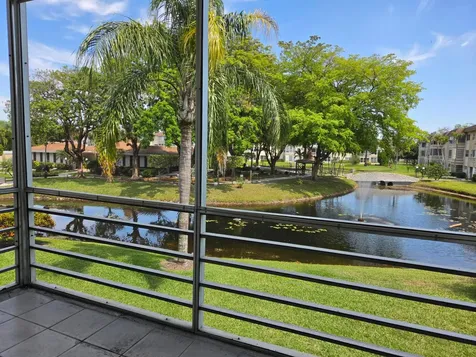 3400 NW 48th Avenue Lauderdale Lakes FL 33319