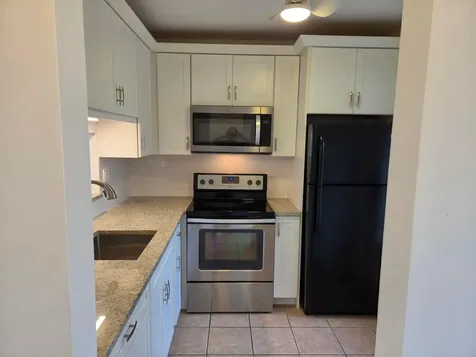 3400 NW 48th Avenue Lauderdale Lakes FL 33319