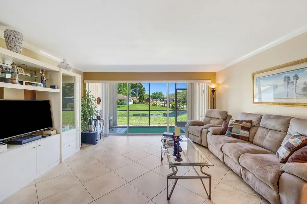 3660 Citrus Trace Davie FL 33328