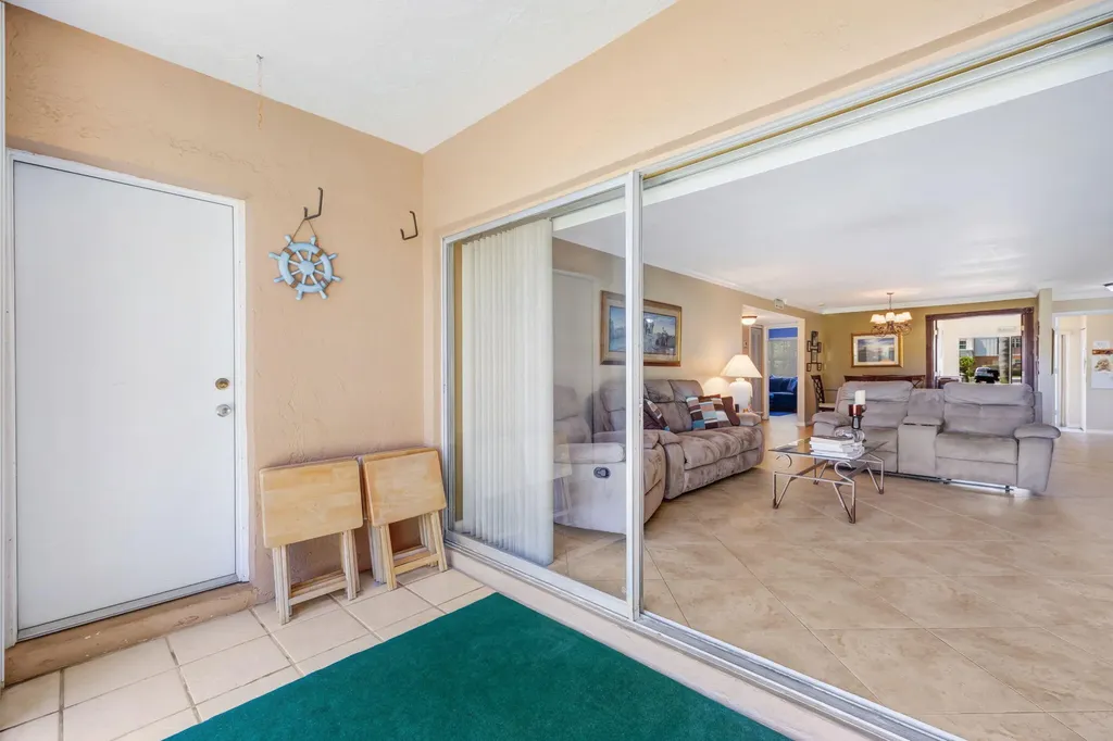 3660 Citrus Trace Davie FL 33328
