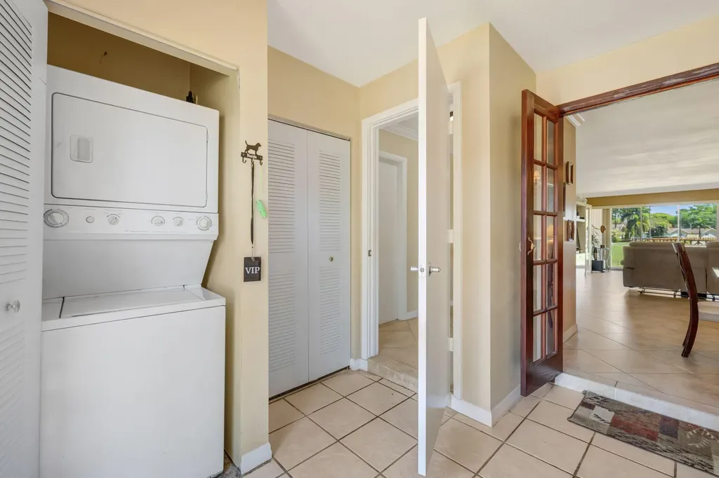 3660 Citrus Trace Davie FL 33328