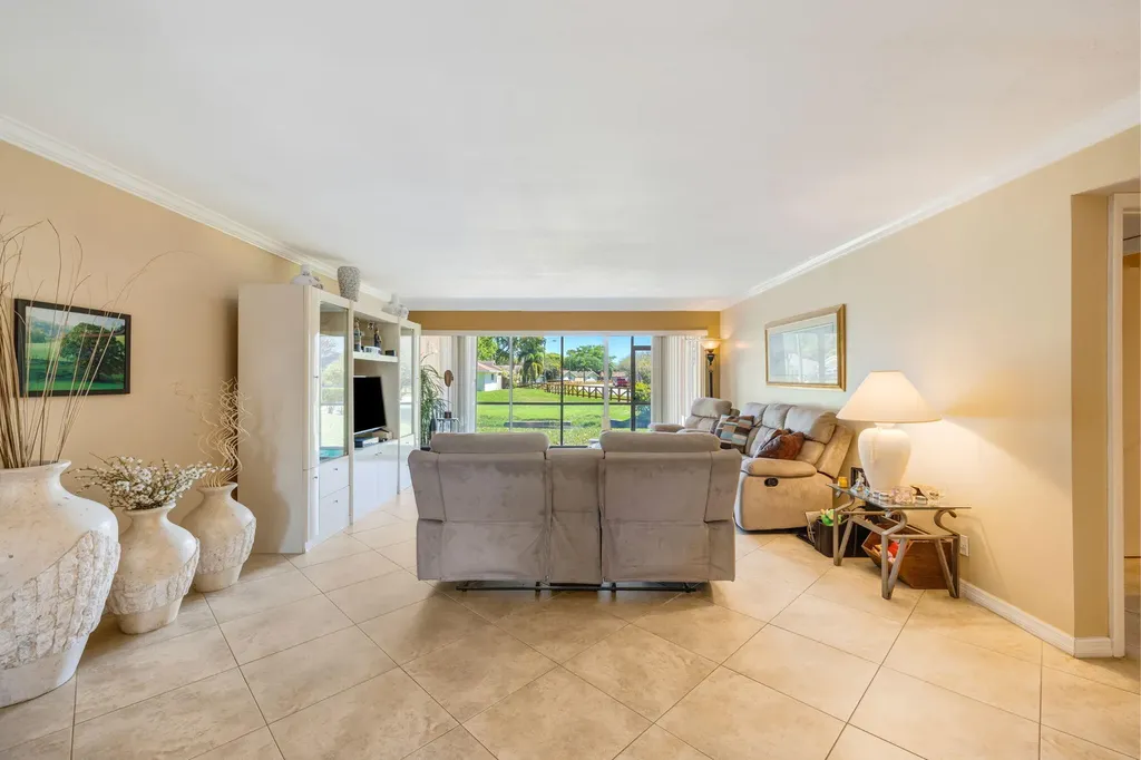 3660 Citrus Trace Davie FL 33328