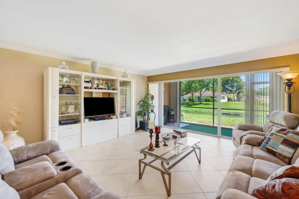 3660 Citrus Trace Davie FL 33328
