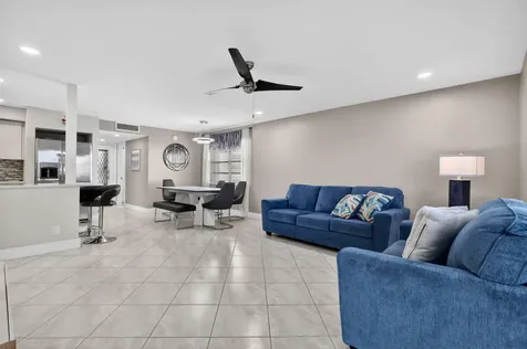 492 Piedmont Delray Beach FL 33484